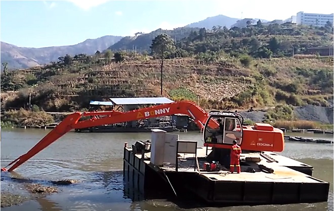 1487742603116586.jpg 長臂浮箱式電動挖掘機.jpg