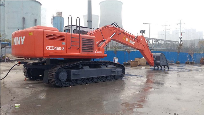 1488424339364177.jpg 電動(dòng)型液壓挖掘機(jī).jpg