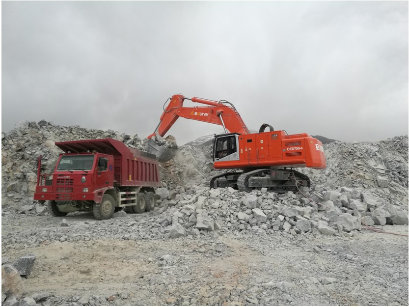 1527837983123268.jpg 電動(dòng)挖掘機(jī).jpg