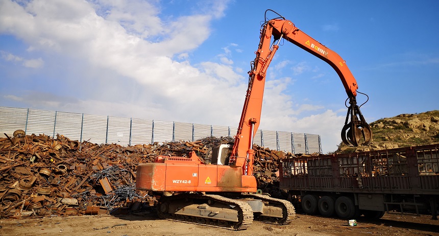 抓鋼機.jpg 抓鋼機.jpg