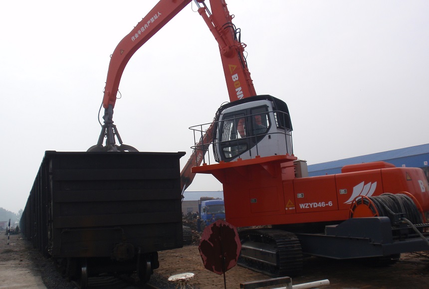 46噸電動抓鋼機 46噸電動抓鋼機