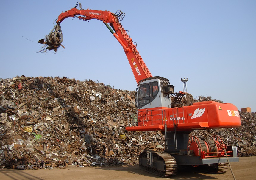 三節(jié)臂抓鋼機(jī) 三節(jié)臂抓鋼機(jī)