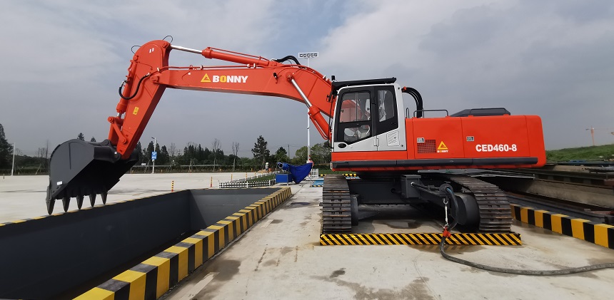 電動挖掘機CED460-8.jpg